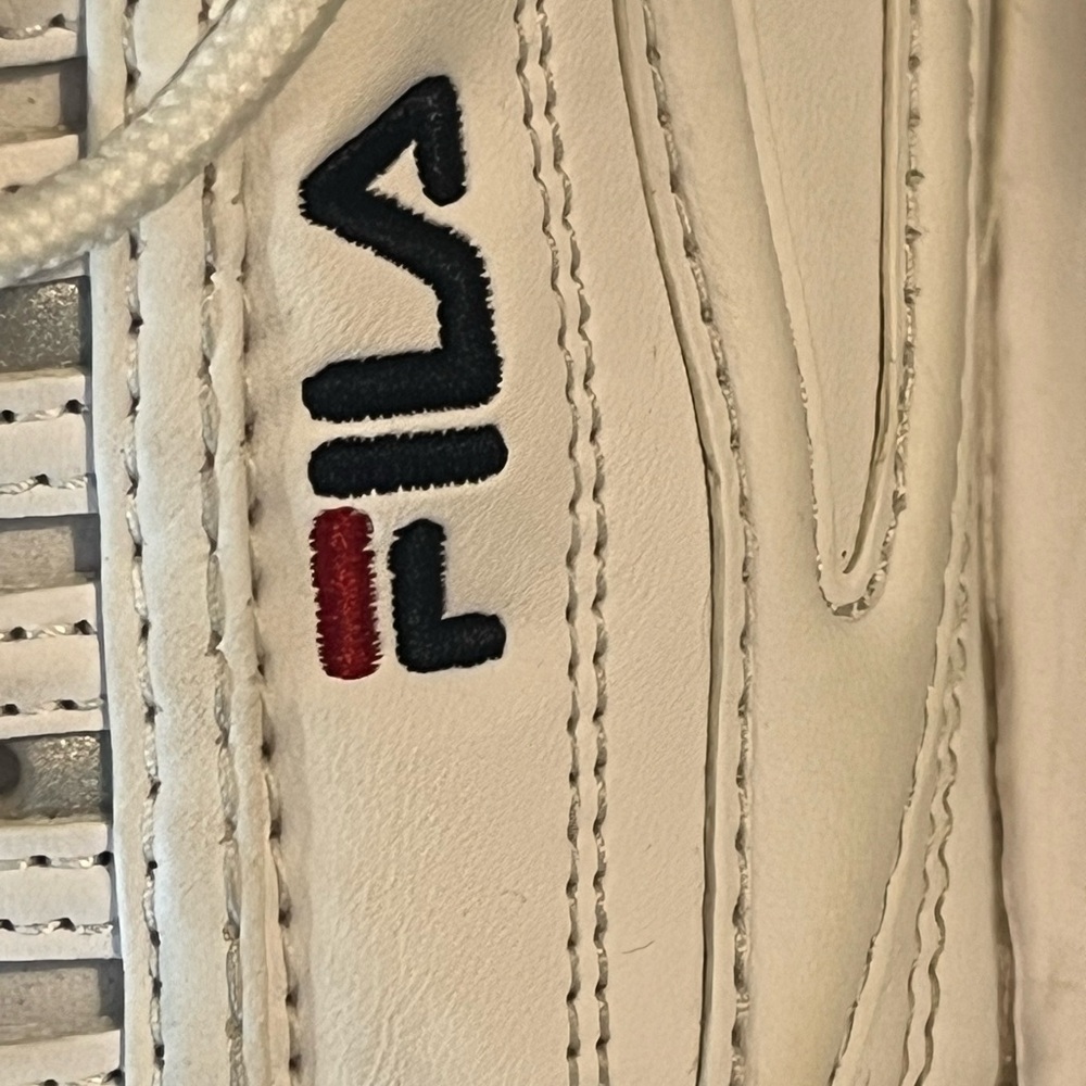 Fila Disruptor 2 White Sneakers - Picture 4 of 5